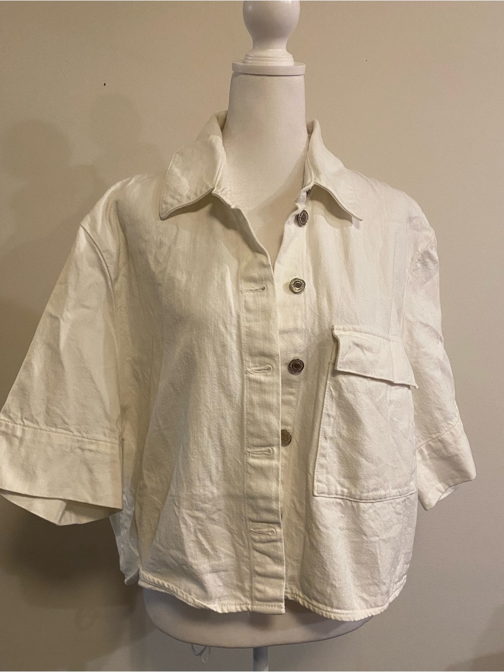 Zara White Short-Sleeve Boxy Shirt Jacket size X-Large